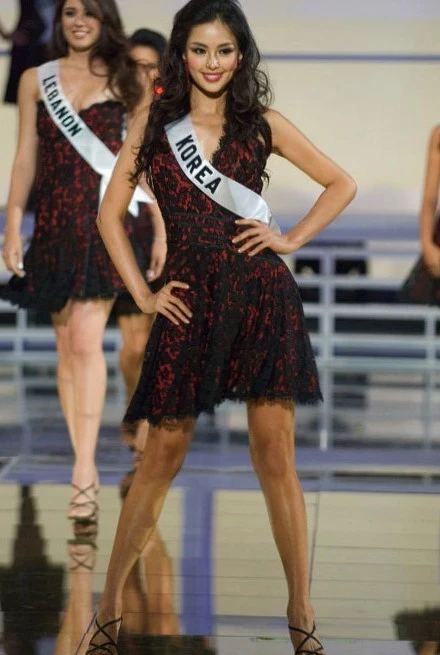 《雙重人生》38歲 李荷妮 14年前出賽「環球小姐」辣爆! 《雙重人生》38歲 李荷妮 14年前出賽「環球小姐」辣爆!