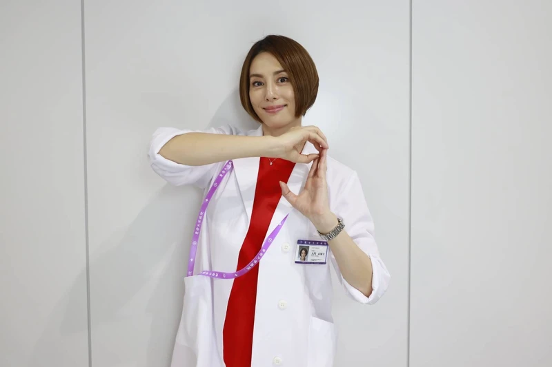 派遣女醫X 7 米倉涼子 Photo/ @DoctorX_tvasahi 派遣女醫X 7 米倉涼子 Photo/ @DoctorX_tvasahi