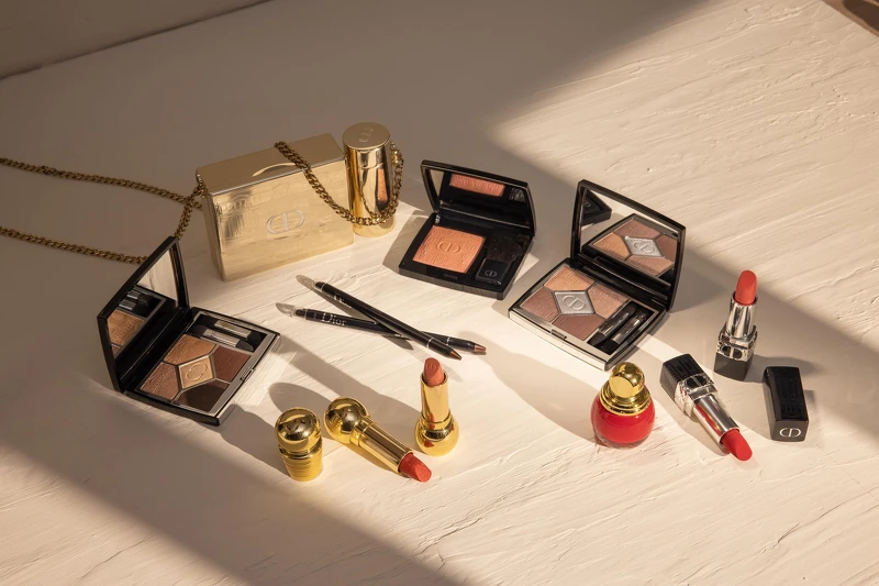 DIOR迪奧藍星唇膏 金緻珠寶盒、DIOR迪奧藍星唇膏 璀璨蒙田限量版、DIOR迪奧經典五色眼影 璀璨蒙田限量版、DIOR迪奧藍星訂製腮紅盤 璀璨蒙田限量版、DIOR迪奧金燦粉霧絲絨唇膏、DIOR迪奧搶眼造型眼線筆 璀璨蒙田限量版、DIOR迪奧指甲油 璀璨蒙田限量版 DIOR迪奧藍星唇膏 金緻珠寶盒、DIOR迪奧藍星唇膏 璀璨蒙田限量版、DIOR迪奧經典五色眼影 璀璨蒙田限量版、DIOR迪奧藍星訂製腮紅盤 璀璨蒙田限量版、DIOR迪奧金燦粉霧絲絨唇膏、DIOR迪奧搶眼造型眼線筆 璀璨蒙田限量版、DIOR迪奧指甲油 璀璨蒙田限量版