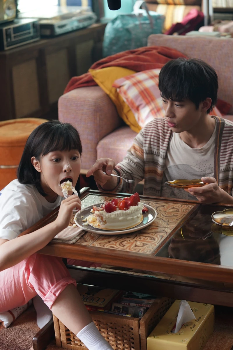 王淨、范少勳兩人在哲凱家互動可愛猶如一家人