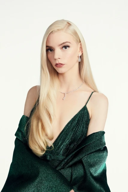 DIOR全球時尚與美妝品牌大使安雅泰勒喬伊ANYA TAYLOR-JOY。 DIOR全球時尚與美妝品牌大使安雅泰勒喬伊ANYA TAYLOR-JOY。