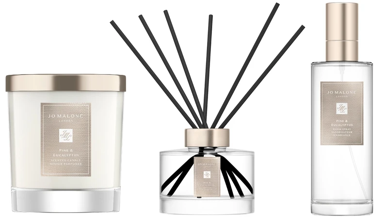 Jo Malone London 2021星光聖誕系列松木與桉樹香氛工藝蠟燭200g，NT2,700、2.5kg，NT18,550。松木與桉樹擴香165ml，NT3,750。星光聖誕松木與桉樹室內香氛175ml，NT2,700