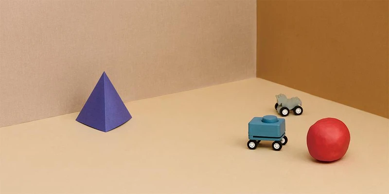 結合作者在屏東眷村成長的童年記憶,以及長大後到台北打拚,對都市生活的觀察。 結合作者在屏東眷村成長的童年記憶,以及長大後到台北打拚,對都市生活的觀察。