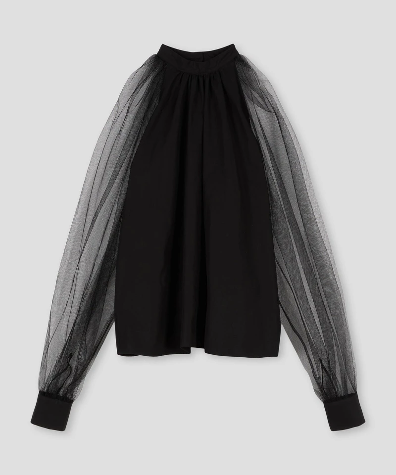 MSGM 網紗拼接袖上衣,NT11,300。 MSGM 網紗拼接袖上衣,NT11,300。