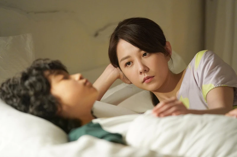 ▲▼邵雨薇、白潤音母子情超好哭。(圖 / Netflix提供) ▲▼邵雨薇、白潤音母子情超好哭。(圖 / Netflix提供)