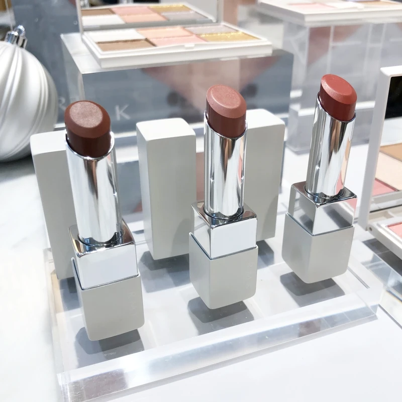 RMK經典輕潤口紅(潤采)2021聖誕限定三色。