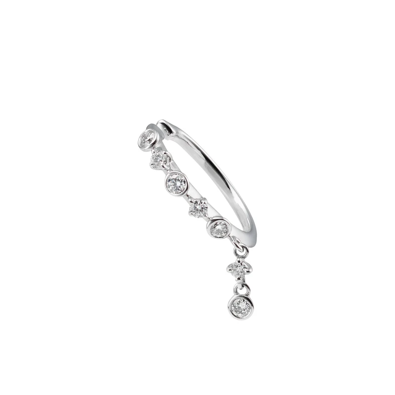 Mikimoto Dinner Ring系列鑽石耳骨夾 18K白金鑲嵌鑽石約0.17ct，參考價格NT$ 44,000 *台北101旗艦店搶先上市*