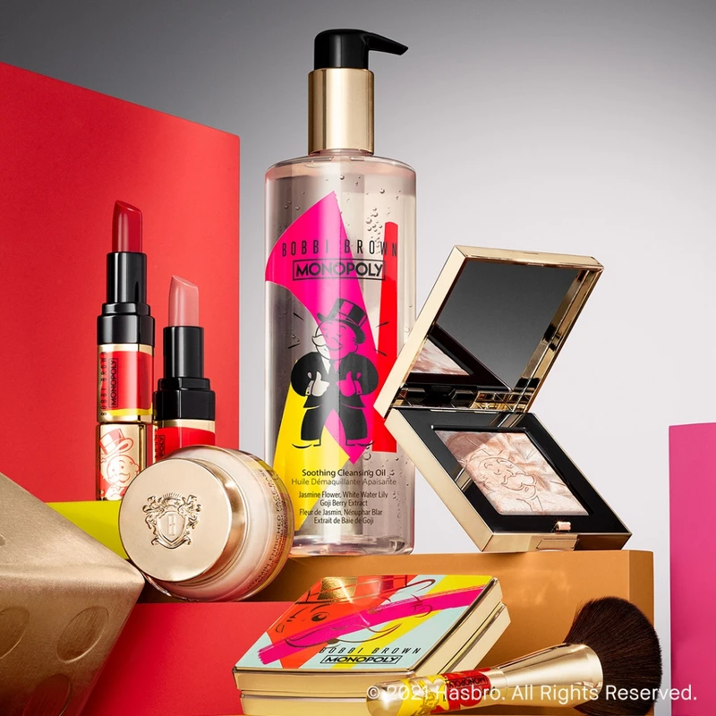 Bobbi Brown芭比波朗2021年推出超童趣限量聯名彩妝Bobbi Brown X Monopoly地產大亨系列,一起爆富成為美妝富翁。 Bobbi Brown芭比波朗2021年推出超童趣限量聯名彩妝Bobbi Brown X Monopoly地產大亨系列,一起爆富成為美妝富翁。