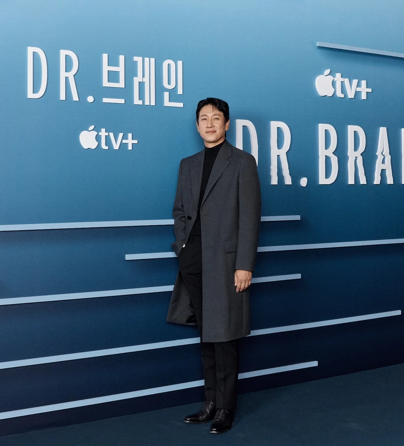 《DR.BRAIN》李善均飾演天才科學家 《DR.BRAIN》李善均飾演天才科學家