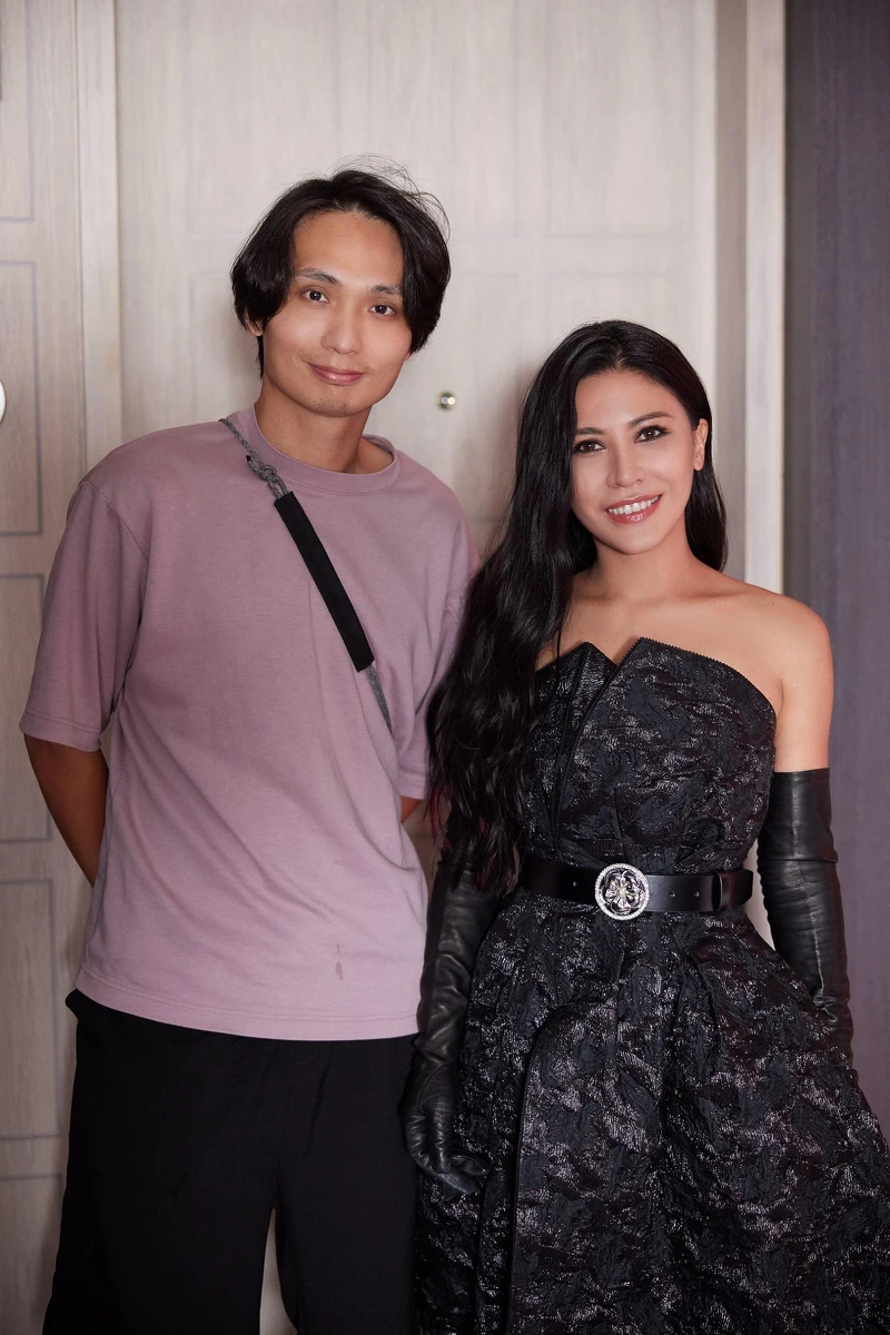 〈我多想變成她〉MV由艾怡良與新銳受矚目導演殷振豪合作 〈我多想變成她〉MV由艾怡良與新銳受矚目導演殷振豪合作