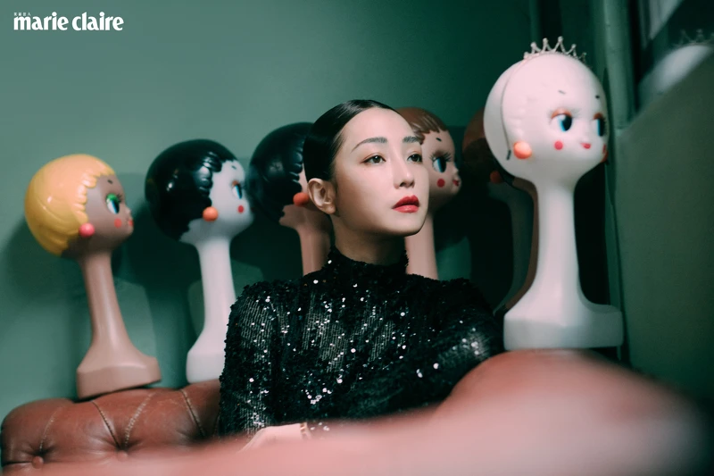 黑色亮片上衣,Saint Laurent 黑色亮片上衣,Saint Laurent