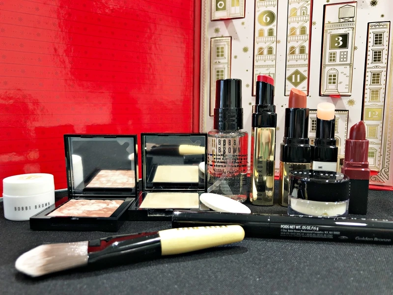 Bobbi Brown 2021聖誕倒數月曆內容物。 Bobbi Brown 2021聖誕倒數月曆內容物。