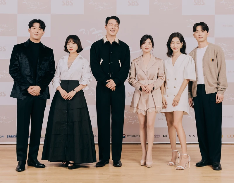 宋慧喬、張基龍 身高差太閃!《現正分手中》11月12日台韓同日播出! 宋慧喬、張基龍 身高差太閃!《現正分手中》11月12日台韓同日播出!