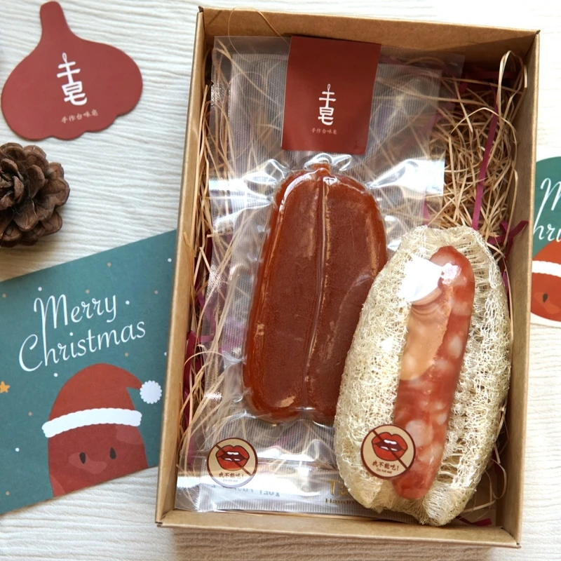 干皂聖誕禮盒(大腸包小腸+烏魚子),NT599(圖/Pinkoi)。 干皂聖誕禮盒(大腸包小腸+烏魚子),NT599(圖/Pinkoi)。