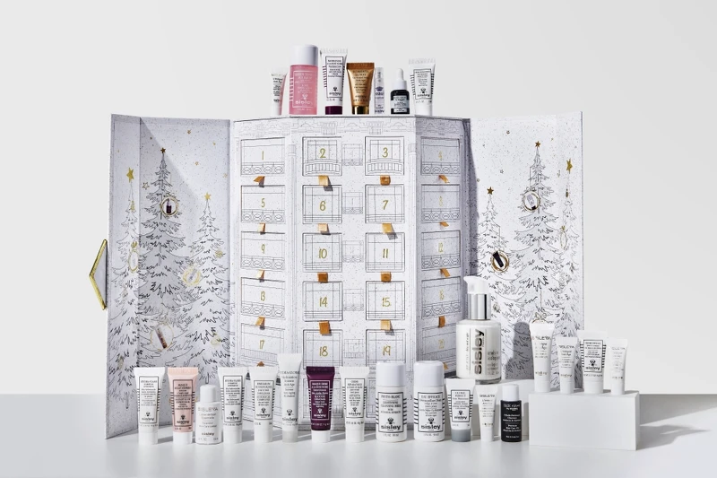 Sisley星燦巴黎聖誕倒數月曆,NT5,900(包含全能乳液60ml正貨)。 Sisley星燦巴黎聖誕倒數月曆,NT5,900(包含全能乳液60ml正貨)。
