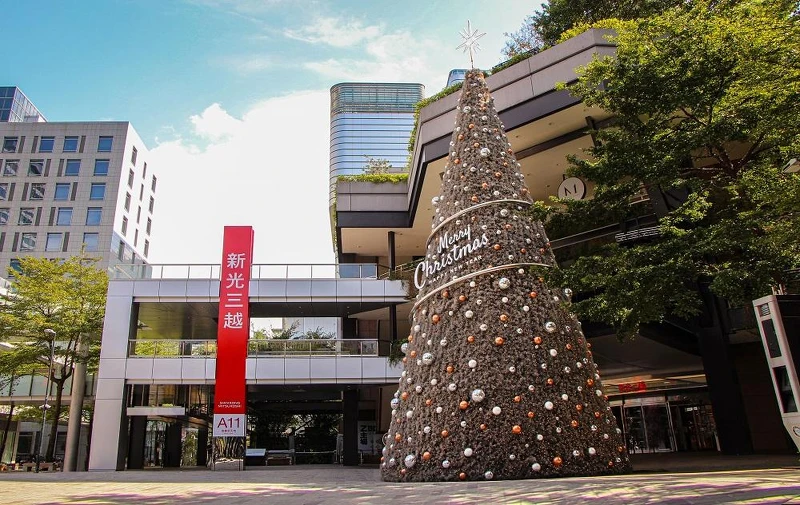 17米夢幻灰耶誕樹 17米夢幻灰耶誕樹