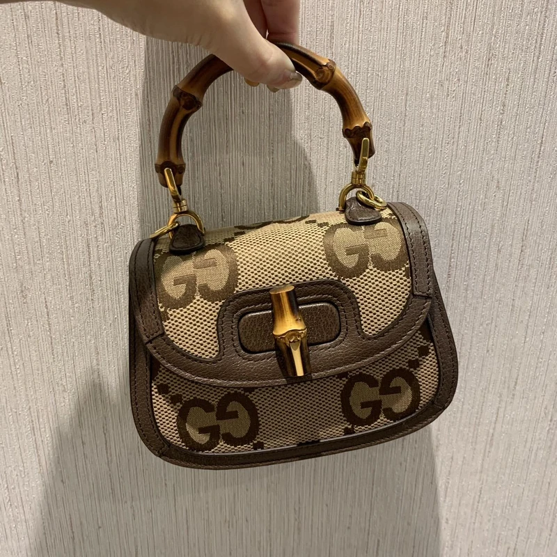 Gucci Jumbo GG竹節包Mini，NT74,800