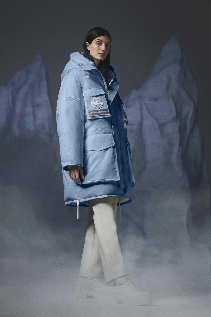 Glacial Haze系列Snow Matntra派克大衣,USD1,695(僅限官網販售) Glacial Haze系列Snow Matntra派克大衣,USD1,695(僅限官網販售)