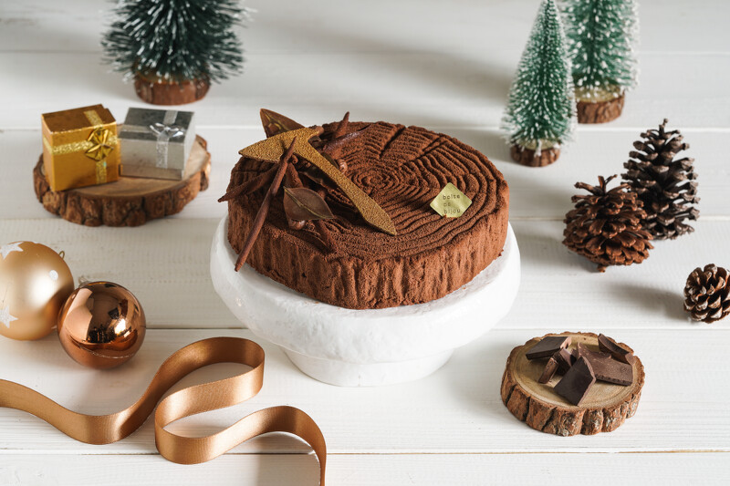 咖啡樹輪慕斯，售價1,850元，11/12～12/2訂購享早鳥價1,750元，12/3～12/31可取貨。