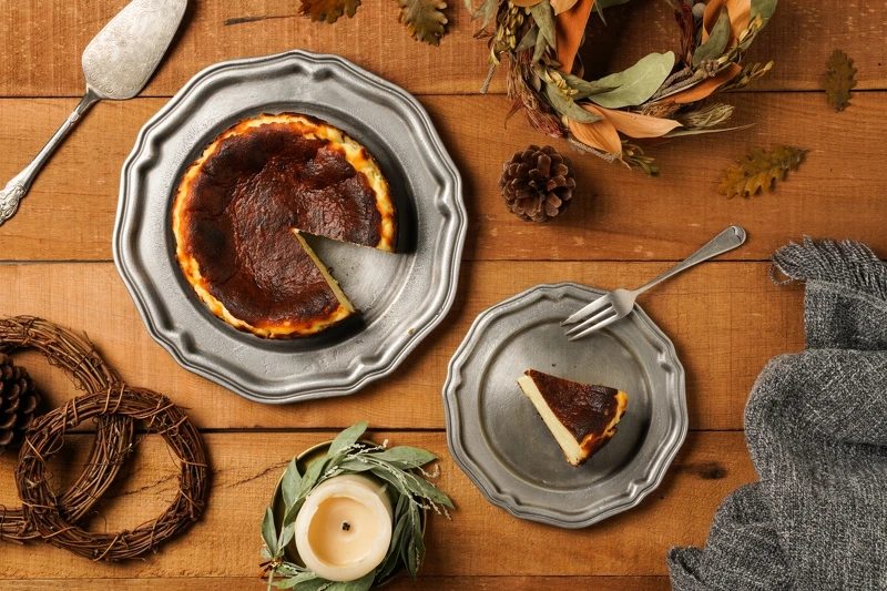 巴斯克起司蛋糕，售價1,080元，12/3開始販售。