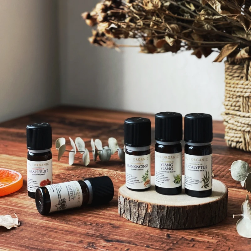 Oui Organic 2021年秋冬推出五款有機單方精油,增添幸福療癒氣息。 Oui Organic 2021年秋冬推出五款有機單方精油,增添幸福療癒氣息。