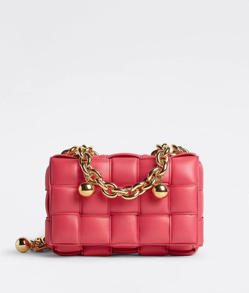 Bottega Veneta Chain Casstte，售價NT$149,300