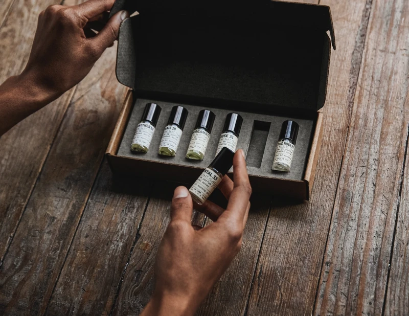 LE LABO 2021聖誕推出香氛體驗六支組。 LE LABO 2021聖誕推出香氛體驗六支組。