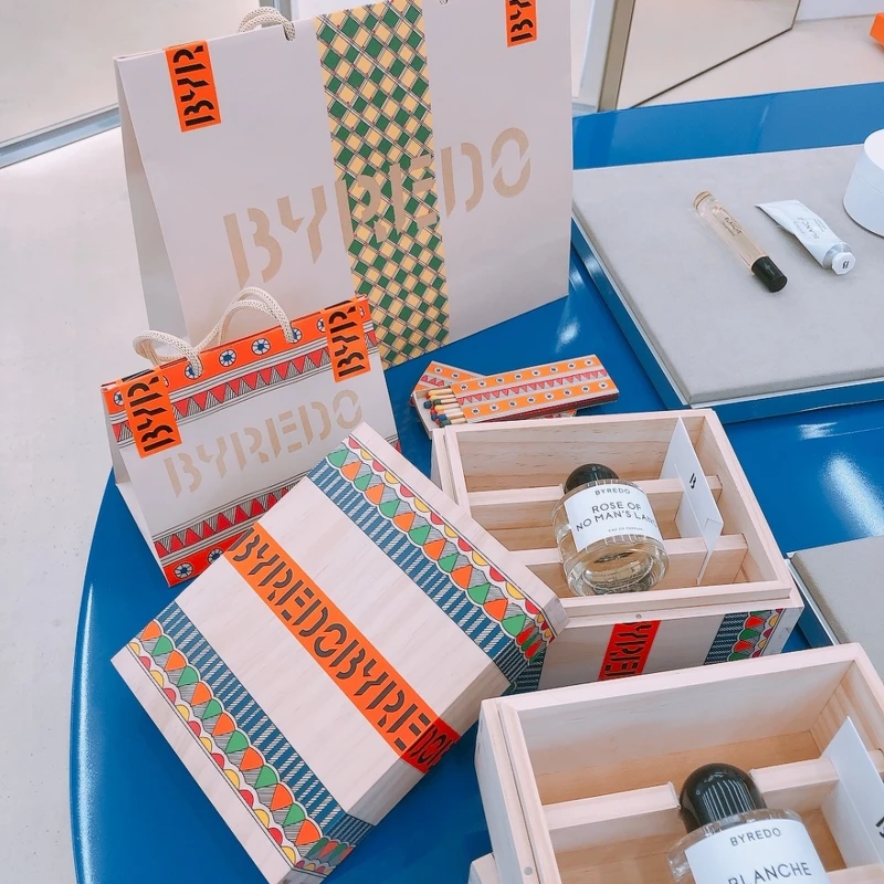 BYREDO 2021節慶系列。 BYREDO 2021節慶系列。