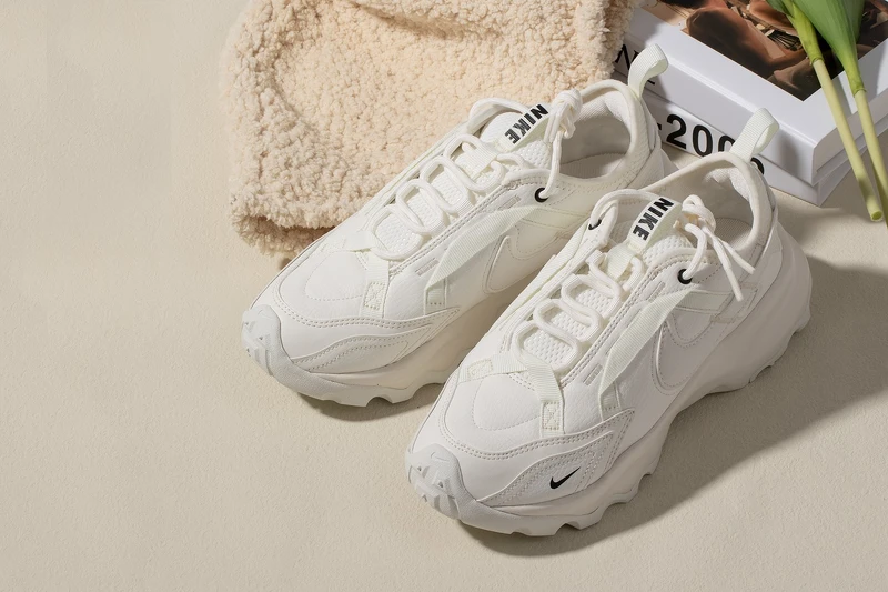 Nike TC 7900,NT4,000 Nike TC 7900,NT4,000