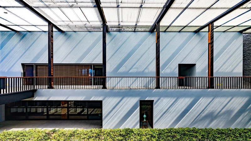 光影格柵－白天