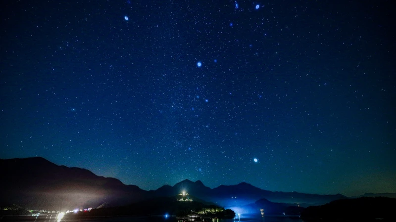 清澈星空為旅程增添深刻畫面