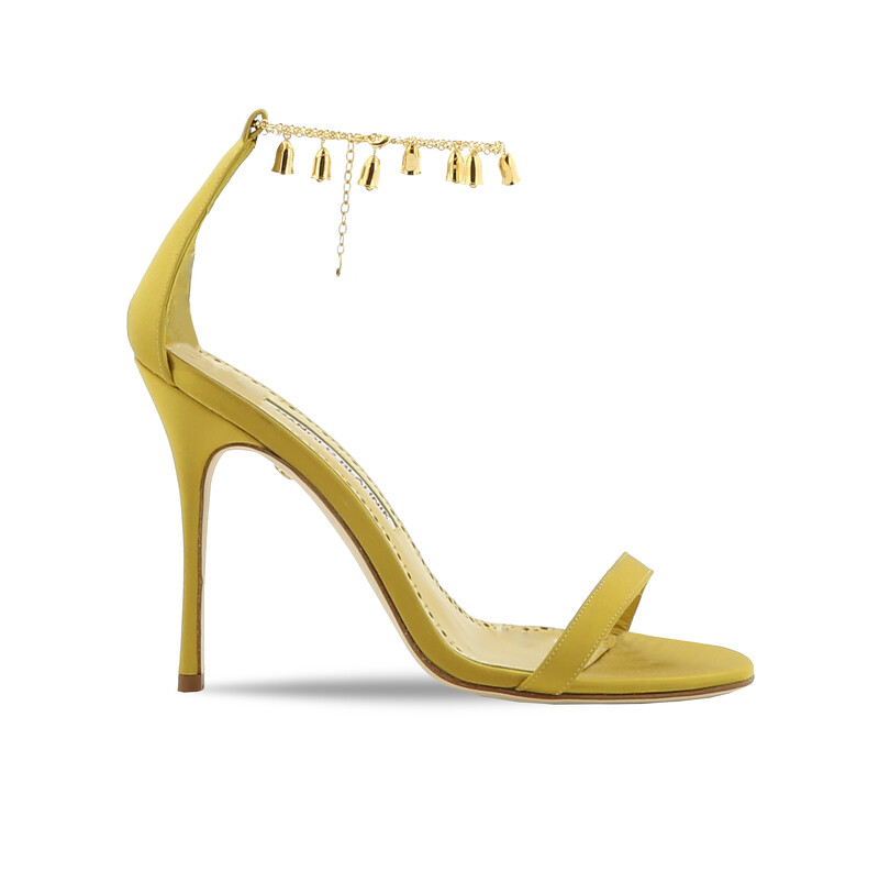 Manolo Blahnik Campanillasan,售價NT$58,800 Manolo Blahnik Campanillasan,售價NT$58,800