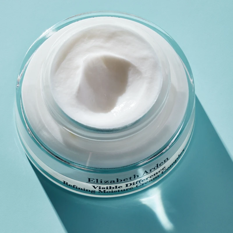 零負評暢銷經典的伊麗莎白雅頓21天霜。 零負評暢銷經典的伊麗莎白雅頓21天霜。