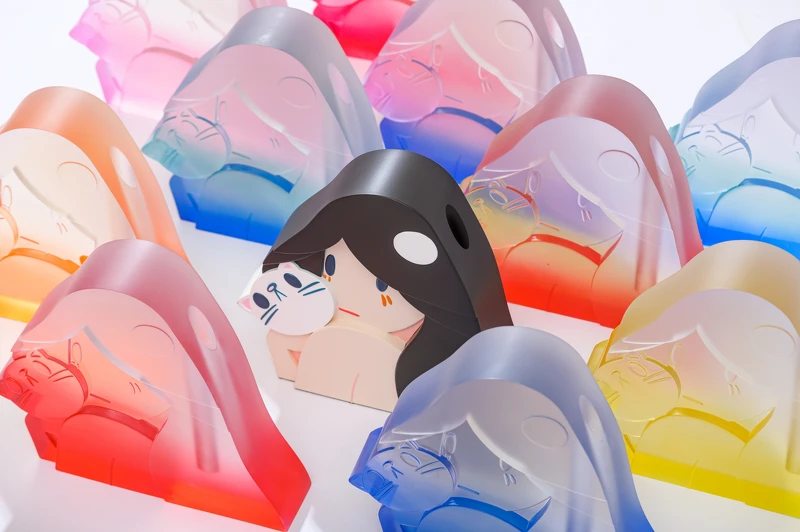 天野タケル(Takeru Amano)花瓶Venus With Cat Vase 天野タケル(Takeru Amano)花瓶Venus With Cat Vase