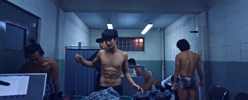 《某一天》金秀賢 為戲全裸犧牲 《某一天》金秀賢 為戲全裸犧牲