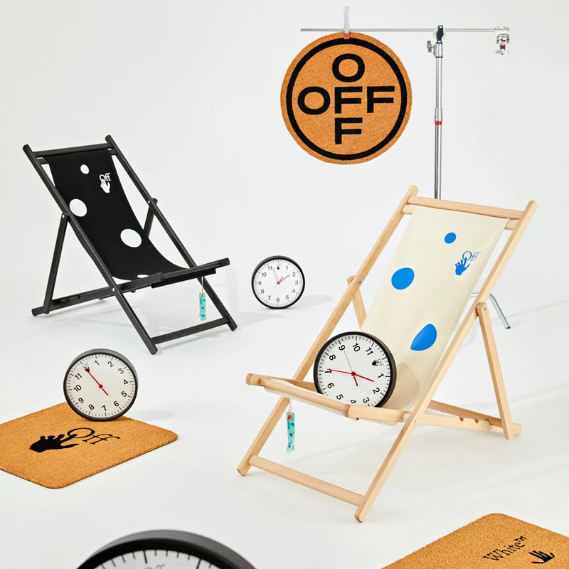 手掌logo方形門墊,NT4,500。 手掌logo方形門墊,NT4,500。