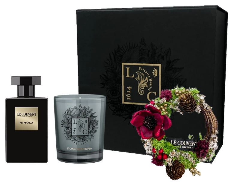 LE COUVENT洛蔻芳2021耶誕限定花圈暖心組合(含羞草+皇后閨房蠟燭+花圈),NT6,700。 LE COUVENT洛蔻芳2021耶誕限定花圈暖心組合(含羞草+皇后閨房蠟燭+花圈),NT6,700。