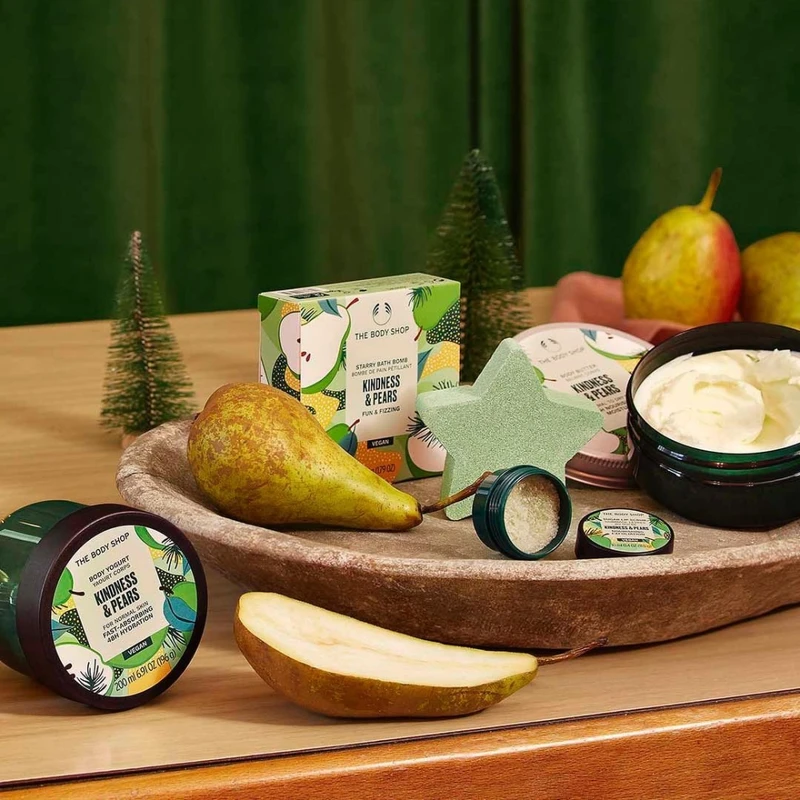 THE BODY SHOP愛環境Kindness & Pears西洋梨香氛沐浴系列 (沐浴膠、滋養霜與沐浴球)，NT580