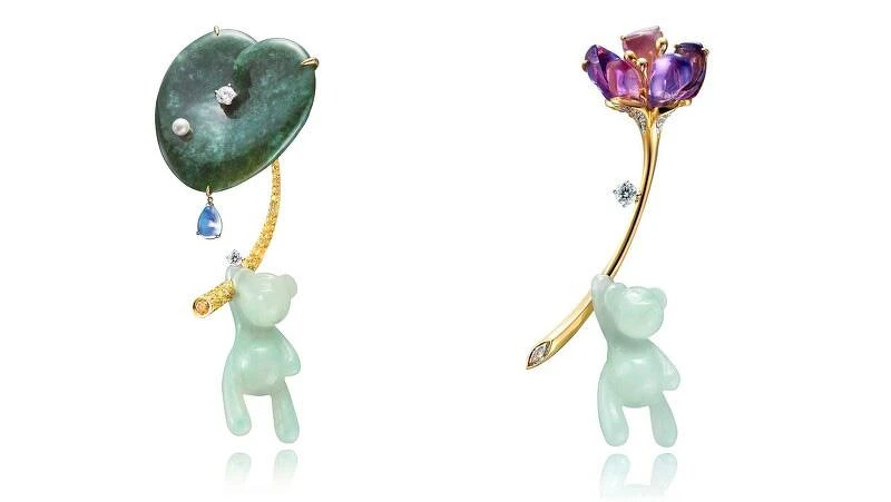 左起: 林曉同「陪伴玉熊」系列 雨荷小熊胸針、捧花小熊胸針 左起: 林曉同「陪伴玉熊」系列 雨荷小熊胸針、捧花小熊胸針