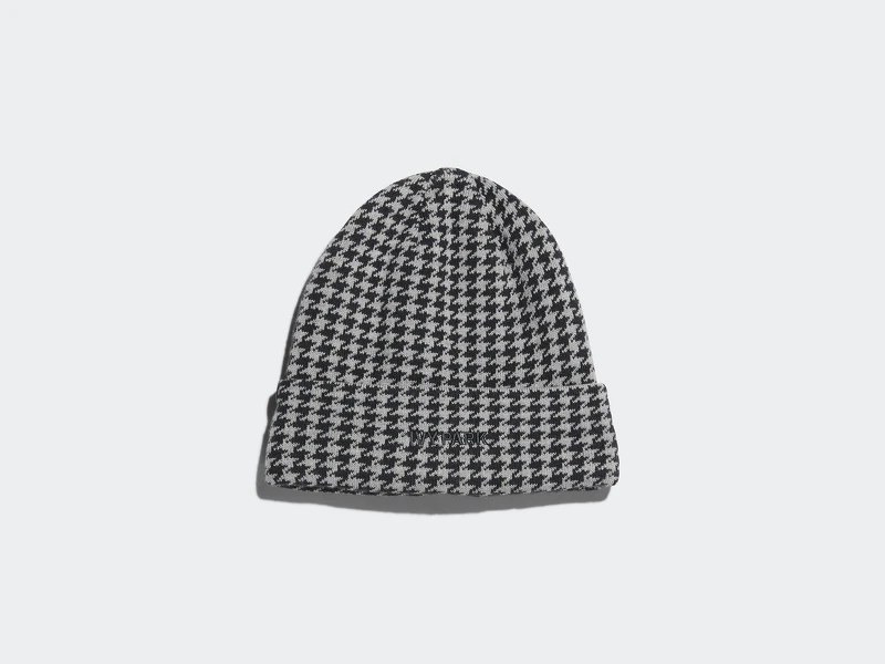 adidas Originals Ivy Park千鳥紋毛帽，售價NT$1,090
