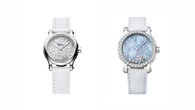 (左)Happy Snowflakes精鋼腕錶,錶徑30毫米,自動上鍊機芯,以珍珠母貝鑲嵌雪花綴飾,綴以符合倫理道德標準的三顆活動鑽石與18K白金鑲嵌雪花,搭配白色鱷魚皮錶帶;(右)Happy Snowflakes精鋼腕錶,自動上鍊機芯,錶殼鑲嵌鑽石,淡藍色珍珠母貝面盤,綴以符合倫理道德標準的三顆活動鑽石與18K白金鑲嵌雪花,搭配白色鱷魚皮錶帶。 (左)Happy Snowflakes精鋼腕錶,錶徑30毫米,自動上鍊機芯,以珍珠母貝鑲嵌雪花綴飾,綴以符合倫理道德標準的三顆活動鑽石與18K白金鑲嵌雪花,搭配白色鱷魚皮錶帶;(右)Happy Snowflakes精鋼腕錶,自動上鍊機芯,錶殼鑲嵌鑽石,淡藍色珍珠母貝面盤,綴以符合倫理道德標準的三顆活動鑽石與18K白金鑲嵌雪花,搭配白色鱷魚皮錶帶。