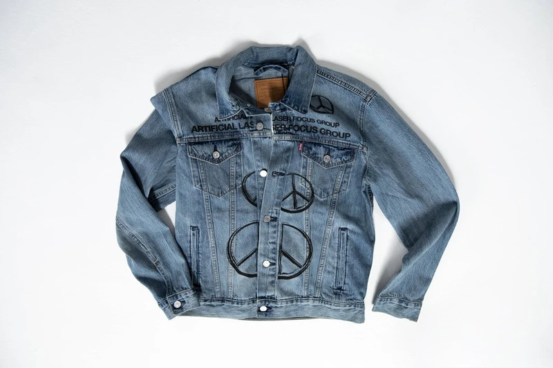 Levi’s X Jaden Smith限定膠囊系列Type III丹寧夾克外套,NT8,800 Levi’s X Jaden Smith限定膠囊系列Type III丹寧夾克外套,NT8,800