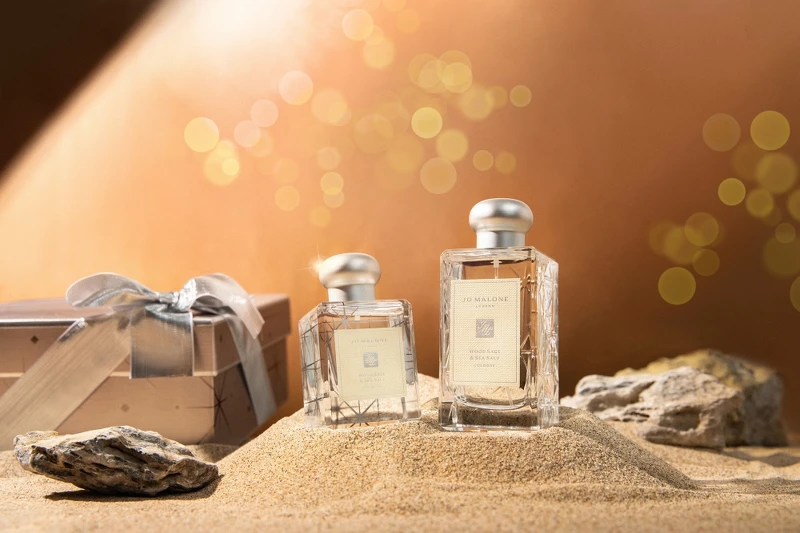 Jo Malone London鼠尾草與海鹽香30ml，NT2,600、100ml，NT5,200、星光聖誕限量版50ml，NT3,700、100ml NT5,450