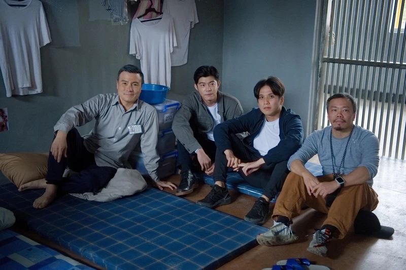 ▲▼王柏傑、李銘忠正在劇組拍攝〈生死困局〉。(圖/Disney+ 提供) ▲▼王柏傑、李銘忠正在劇組拍攝〈生死困局〉。(圖/Disney+ 提供)