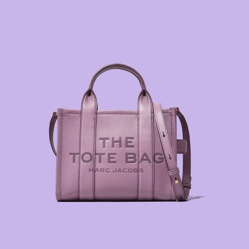 Marc Jacobs The Tote Bag,NT19,900 Marc Jacobs The Tote Bag,NT19,900