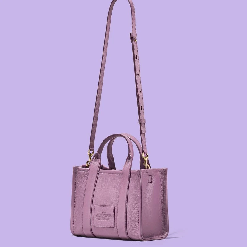 Marc Jacobs The Tote Bag,NT19,900 Marc Jacobs The Tote Bag,NT19,900