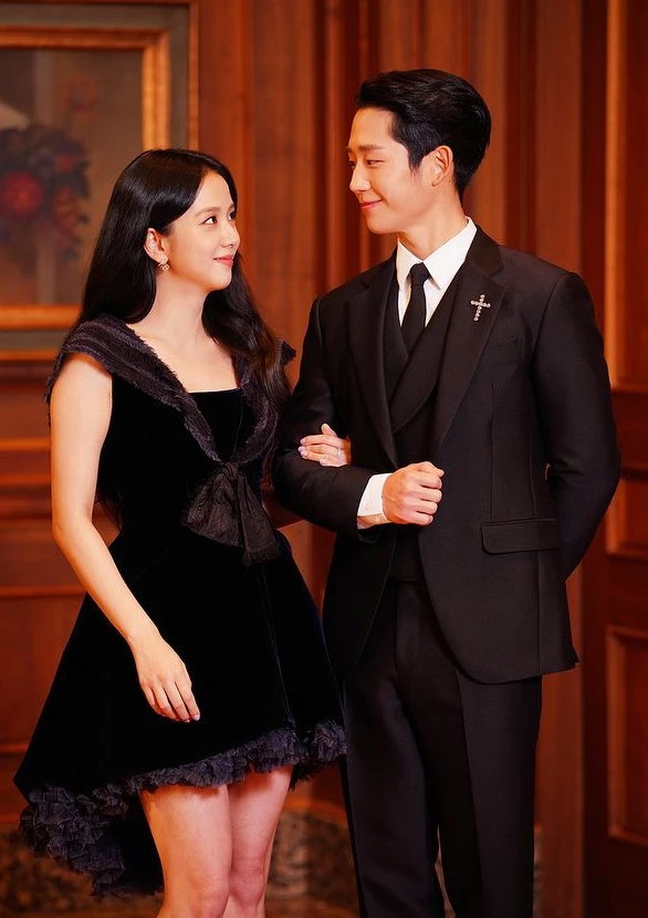 Disney+《雪降花》BLACKPINK Jisoo、丁海寅12月18日開播! Disney+《雪降花》BLACKPINK Jisoo、丁海寅12月18日開播!