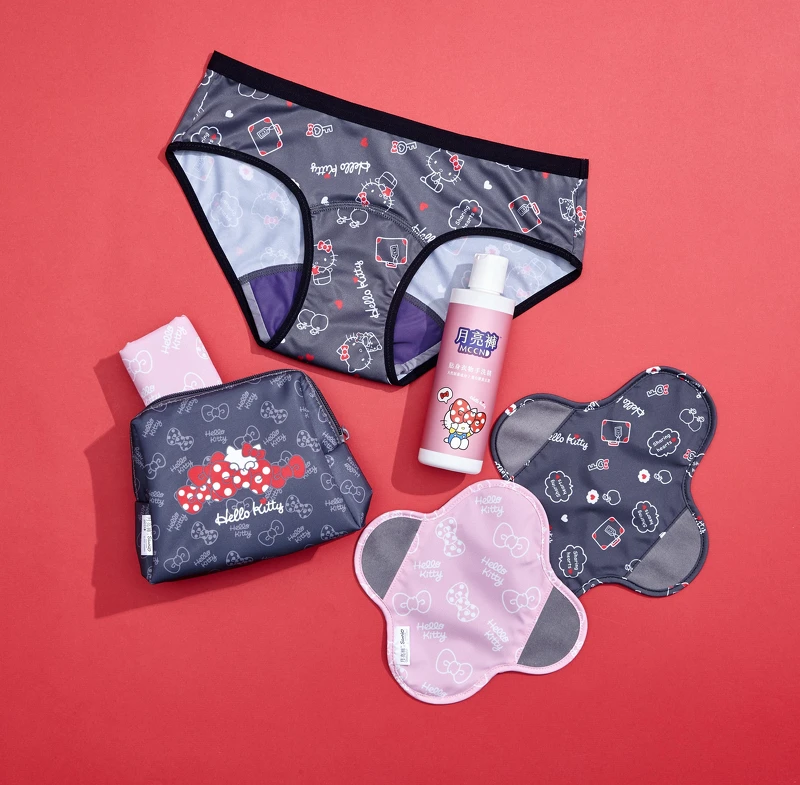 Hello Kitty系列組合：月亮褲X1件+月亮棉X3片(19、23、28cm各一)、手洗精X1瓶、防水收納包X1個。原價NT2,934 特價8折NT2,347