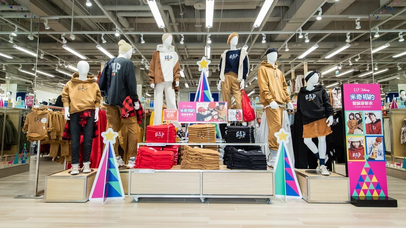 Disney聯名系列,NT2,299-NT899 Disney聯名系列,NT2,299-NT899