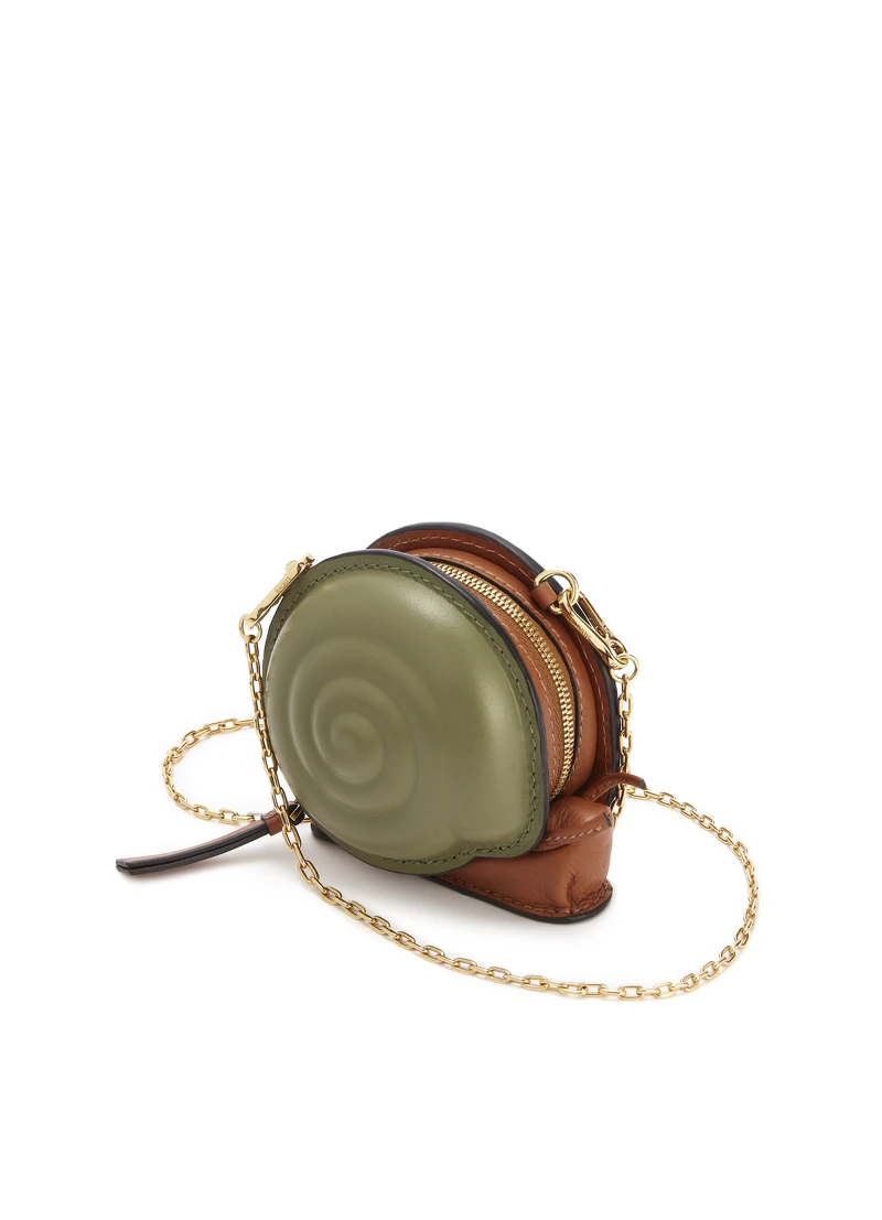 蝸牛小牛皮鍊帶包，NT45,000